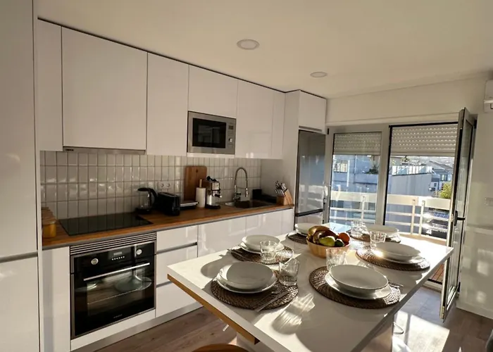 Fantastico T3 - 6 Pessoas - Novo Apartment *